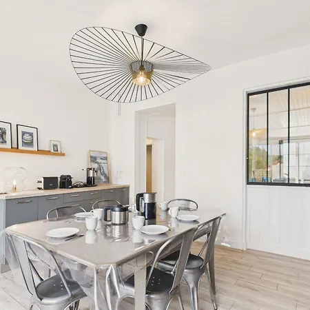 Charmante Maison Pour 6, Bois-plage Centre