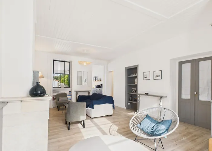 Charmante Maison Pour 6, Bois-plage Centre *