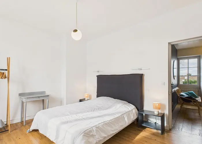 Hébergement de vacances Charmante Maison Pour 6, Bois-plage Centre