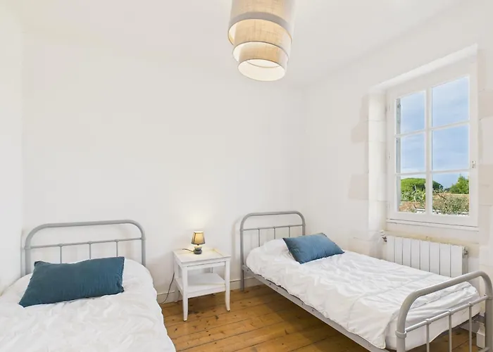 Charmante Maison Pour 6, Bois-plage Centre Le Bois-Plage-en-Ré